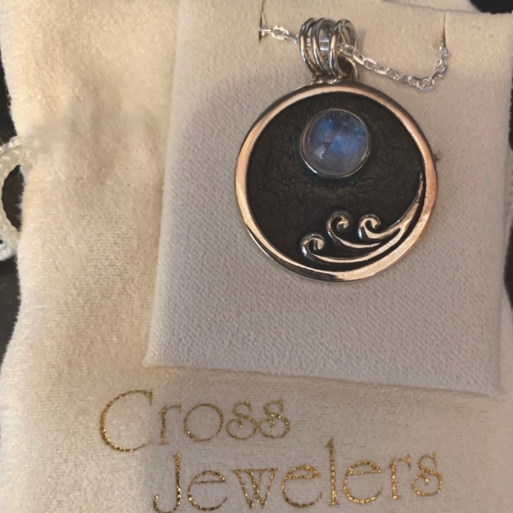 Cross Jewelers Moonstone Moonlight Necklace